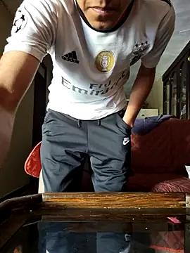 Snapshot of Pedropuente200 chatting on January 15, 2026, 5:27 pm Pedropuente200 online show from January 15, 2026, 5:27 pm