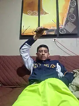 Snapshot of Pedropuente200 chatting on February 6, 2026, 8:12 pm Pedropuente200 online show from February 6, 2026, 8:12 pm