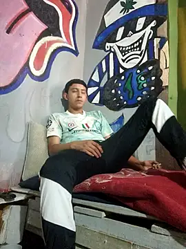 Snapshot of Pedropuente200 chatting on February 8, 2026, 10:35 pm Pedropuente200 online show from February 8, 2026, 10:35 pm