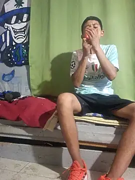 Snapshot of Pedropuente200 chatting on February 13, 2026, 6:53 am Pedropuente200 online show from February 13, 2026, 6:53 am