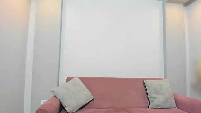 stefy bratz online show from March 31, 2026, 4:02 am