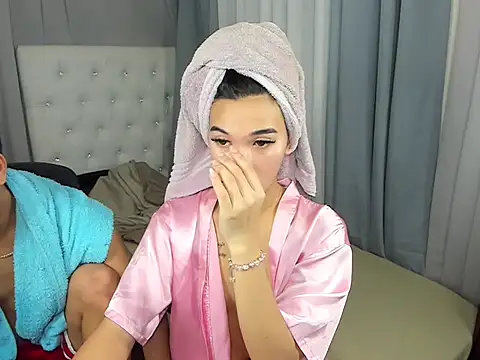 hardcocktwink online show from November 23, 2025, 4:51 pm