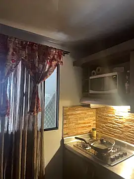 FreszX online show from February 2, 2026, 4:06 pm