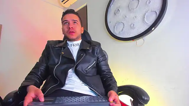 mike 257 online show from February 7, 2026, 11:25 am