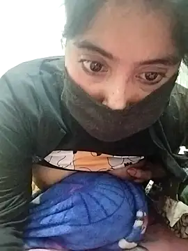 Hot Angle online show from November 29, 2025, 10:13 pm