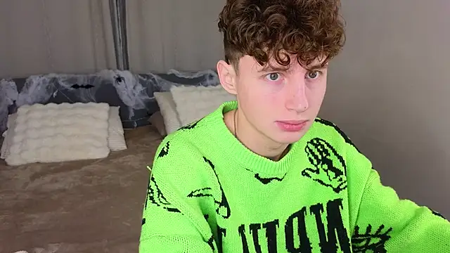 crisp1n online show from November 6, 2025, 2:51 pm