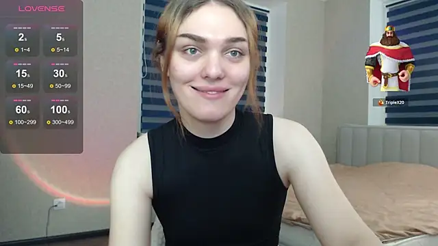 EmiliaRhodes online show from November 30, 2025, 3:05 pm