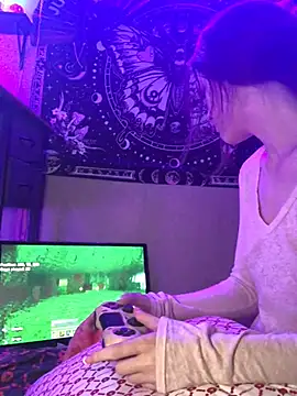Thedeepwebcutie online show from May 22, 2026, 6:31 am