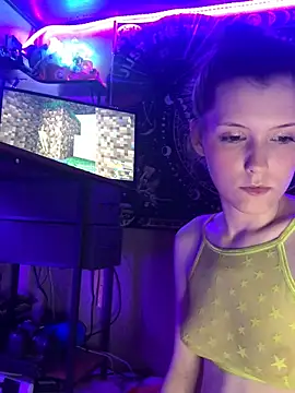 Thedeepwebcutie online show from May 27, 2026, 8:55 am