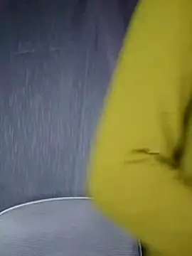 Monkey-0d online show from December 1, 2025, 10:15 pm