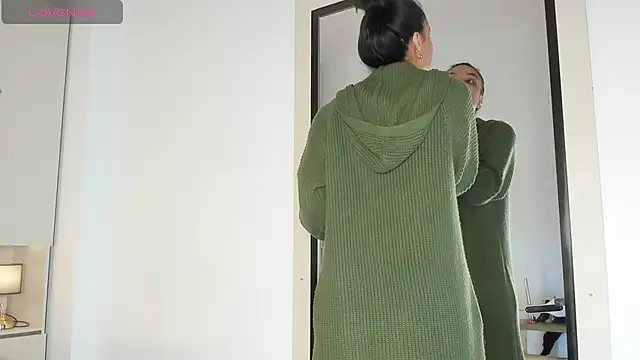 Blackywhiite online show from November 18, 2025, 5:12 am