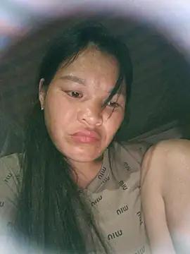 chipu06 online show from April 11, 2026, 9:30 pm