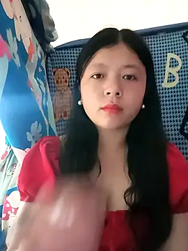 lisa-bae00 online show from April 11, 2026, 11:31 pm