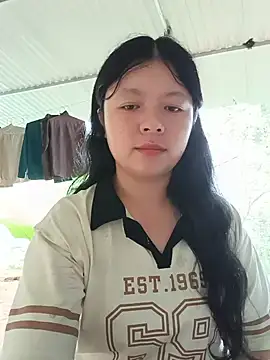 Snapshot of lisa-bae00 chatting on July 13, 2026, 2:14 am lisa-bae00 online show from July 13, 2026, 2:14 am