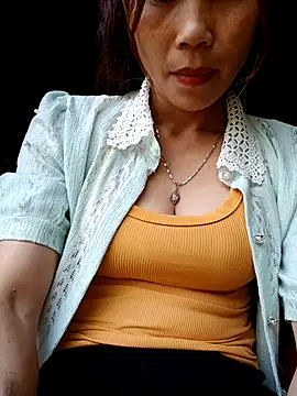 Snapshot of Bear_bear0 chatting on October 29, 2025, 1:41 am Bear bear0 online show from October 29, 2025, 1:41 am