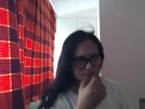 Kinkybela2025 online show from May 25, 2026, 12:16 am