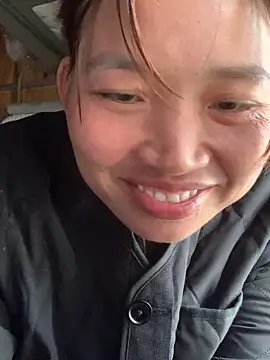 sowbibi online show from October 25, 2025, 4:53 am