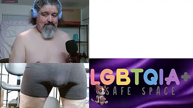 Snapshot of geekycastillo chatting on March 9, 2026, 3:43 am geekycastillo online show from March 9, 2026, 3:43 am