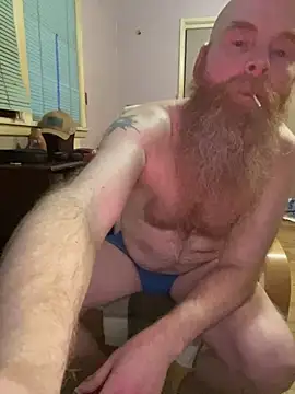 Snapshot of Macduckd chatting on March 10, 2026, 8:52 am Macduckd online show from March 10, 2026, 8:52 am