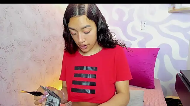 mia scarlett7 online show from March 17, 2026, 1:14 pm