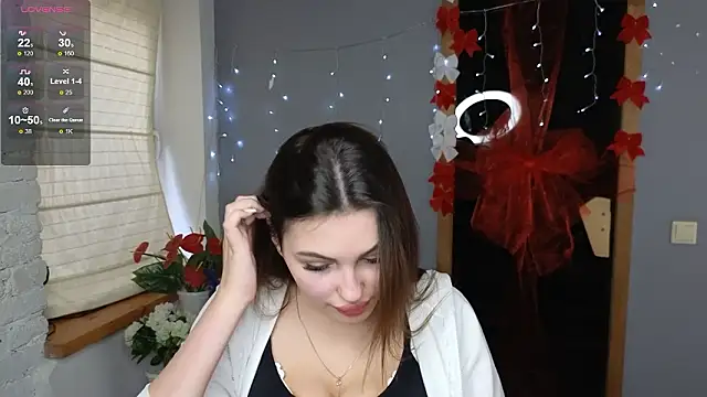 KittyShenson online show from February 5, 2026, 12:21 pm