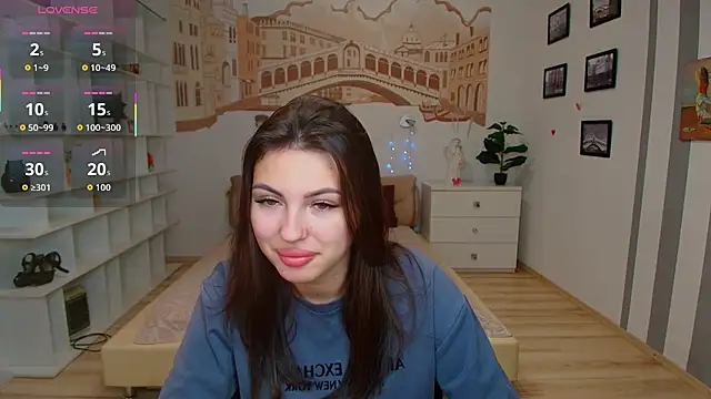 KittyShenson online show from July 19, 2026, 5:44 am