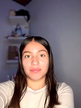 Talia Bonet online show from February 5, 2026, 1:49 pm