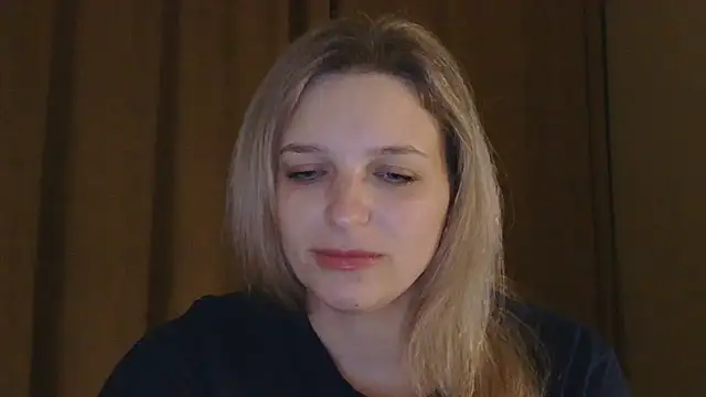 ElisSky301 online show from February 12, 2026, 10:16 pm