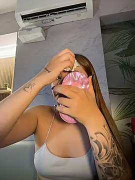 Beella1  online show from March 5, 2026, 11:39 am