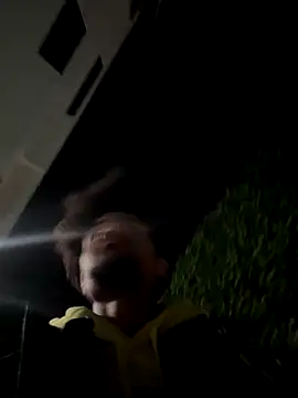 Mrmakeherwet Tez online show from December 2, 2025, 7:47 am