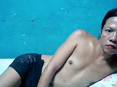 Snapshot of SmallluncutCock chatting on November 29, 2025, 2:03 am SmallluncutCock online show from November 29, 2025, 2:03 am