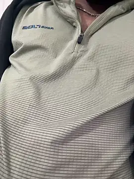 Handsome544 online show from November 27, 2025, 8:38 am