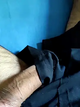 Snapshot of frajola-rs chatting on October 24, 2025, 2:24 pm frajola-rs online show from October 24, 2025, 2:24 pm