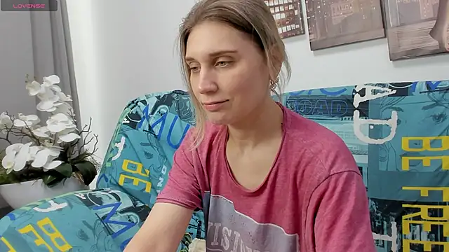 Tenderly Sophie online show from January 18, 2026, 1:20 am