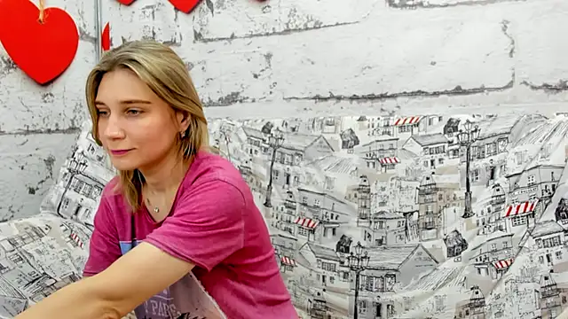 Tenderly Sophie online show from March 10, 2026, 2:27 am