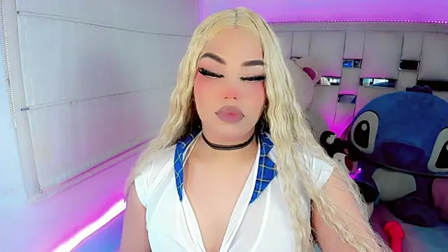 Alannys xHotx online show from May 12, 2026, 10:34 am