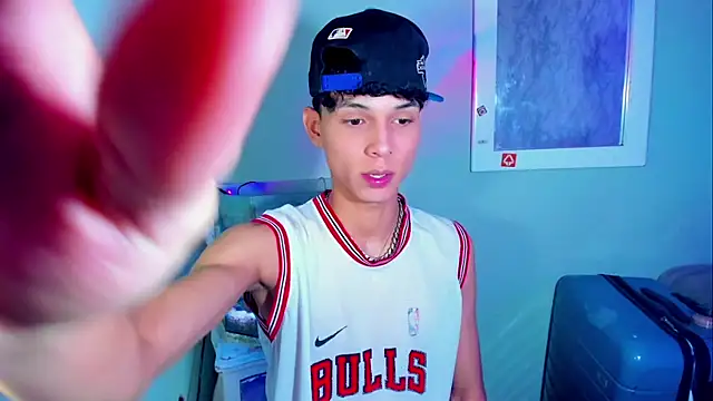 boyswantingplay online show from February 23, 2026, 12:24 pm