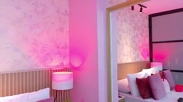 AdelineJhones online show from February 10, 2026, 8:24 pm