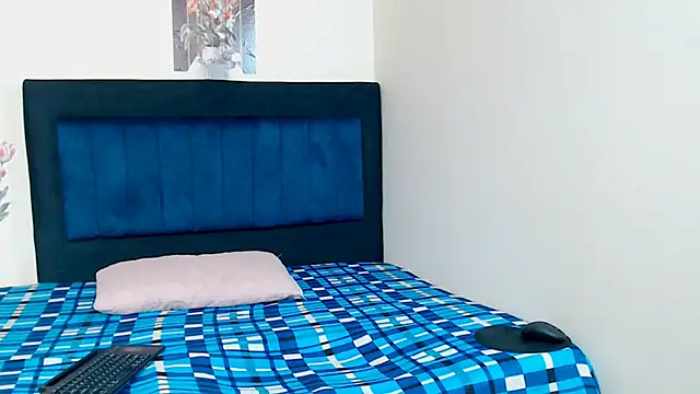 BRYXS1 online show from May 10, 2026, 2:44 pm