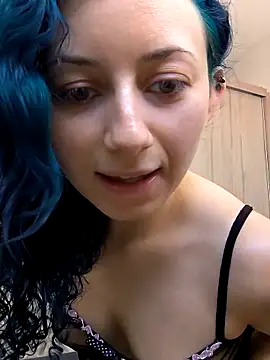 Meiii27 online show from December 18, 2025, 4:02 pm