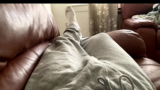 irnbru77 online show from November 24, 2025, 1:22 pm