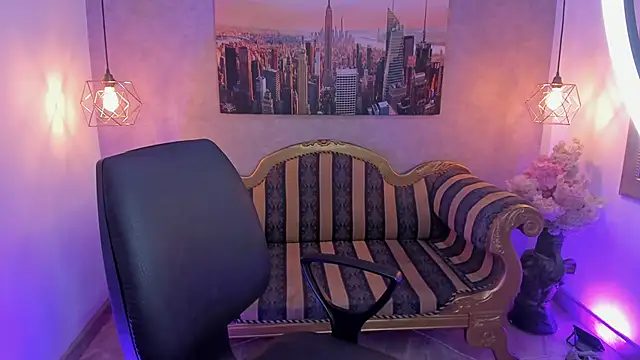 Noa clk online show from October 24, 2025, 3:58 am