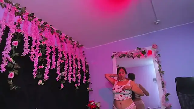 Gabyy Cooper  online show from April 15, 2026, 2:51 am