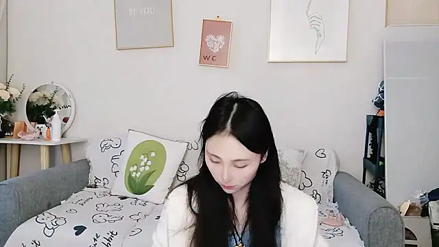 yuyan3929 online show from December 2, 2025, 1:00 am