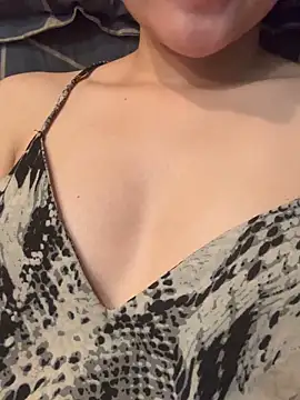 Emily-y online show from February 1, 2026, 12:48 pm