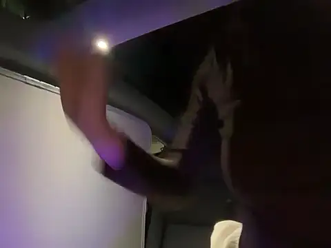 Snapshot of karenchaaan chatting on November 5, 2025, 9:31 am karenchaaan online show from November 5, 2025, 9:31 am