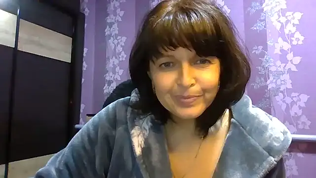 CountessLuna online show from October 27, 2025, 12:42 pm