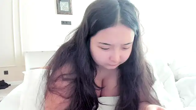 Snapshot of miomyao chatting on January 19, 2026, 9:02 am miomyao online show from January 19, 2026, 9:02 am