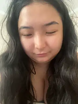 miomyao online show from May 6, 2026, 4:41 am