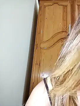 Snapshot of indilasixeey chatting on February 1, 2026, 12:53 am indilasixeey online show from February 1, 2026, 12:53 am